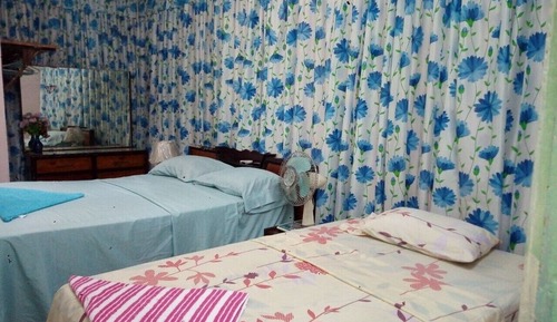 Elite Triple Room