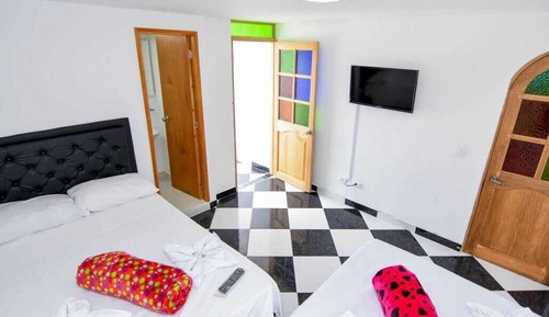 Traditional Quadruple Room (#4/5)