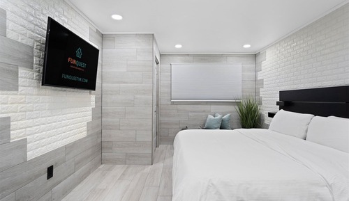 Condo, 1 King Bed with Sofa bed (The Summit 231)