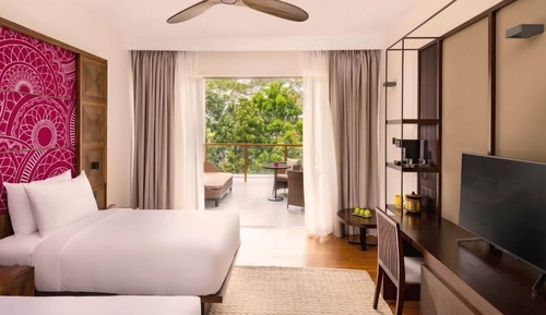 Luxury Twin Room