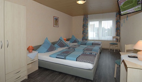 Triple Room (double use, House 1)