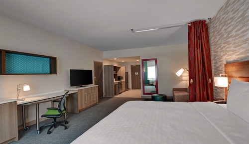 Standard Studio Suite, 1 King Bed, Accessible, Non Smoking (Roll-In Shower)