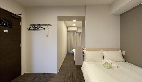Family Room, Non Smoking, 1 Single Bed, 1 Large Twin Bed, 1 Double Bed