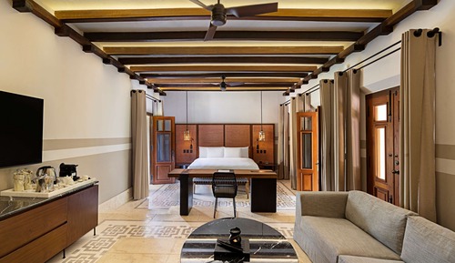 Sayab Governor Suite - King