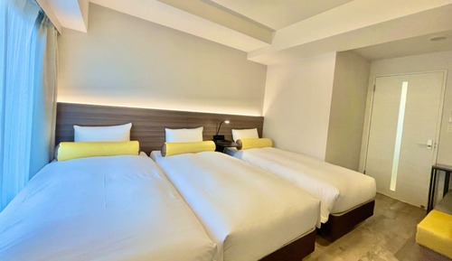 Triple Room