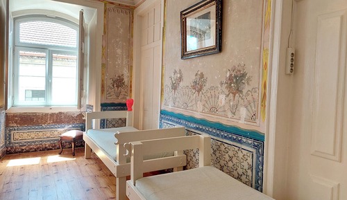 Grand Quadruple Room (Frescos)