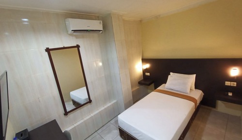 Standard Single Room