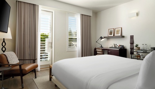 Room, 1 King Bed, Balcony, City View
