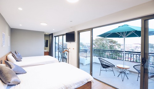 Panoramic Studio, City View