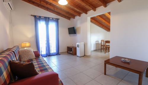 Classic Penthouse, 1 Bedroom, Partial Sea View
