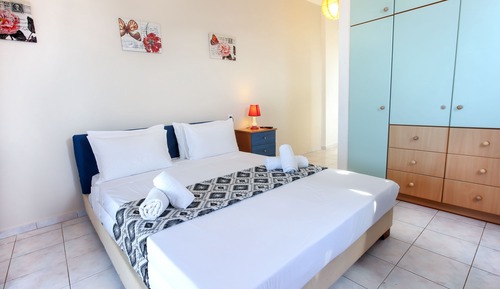Comfort Villa, 4 Bedrooms, Sea View