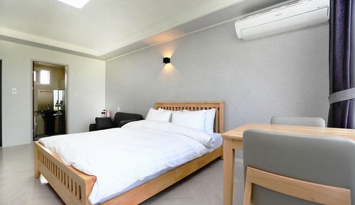 Room (Ddol)