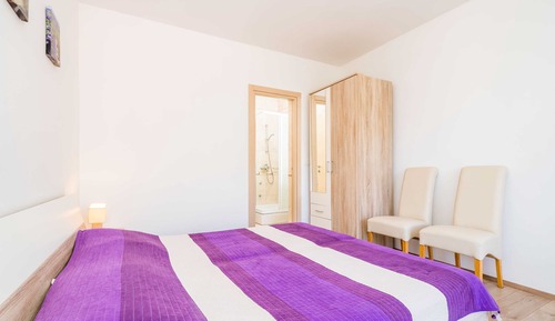 Apartment (1 Bedroom Apt with Balcony n Sea View)