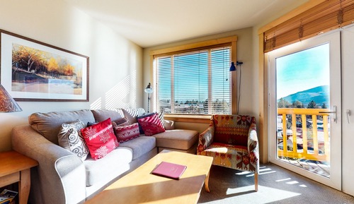 Condo, 2 Bedrooms