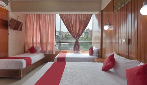 Economy Quadruple Room