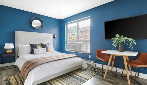 Studio, 1 Queen Bed