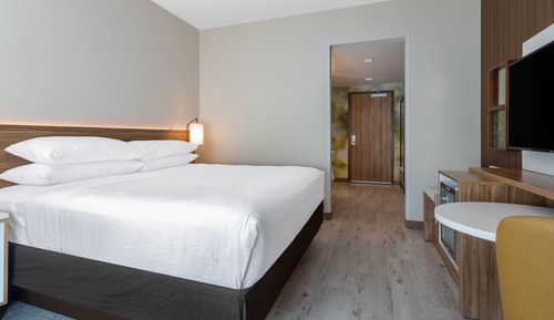 Comfort Room, 1 King Bed, Non Smoking