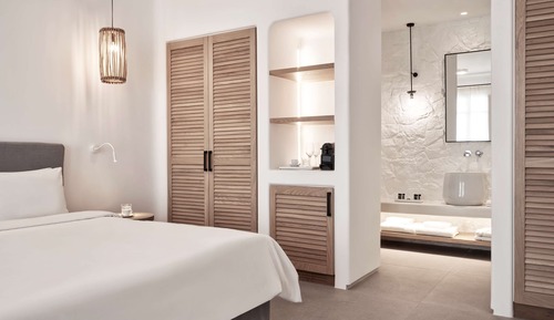 Suite, Sea View