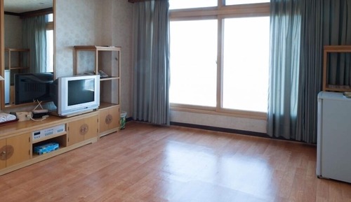 Room (Ondol)