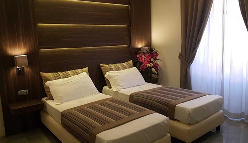 Classic Twin Room