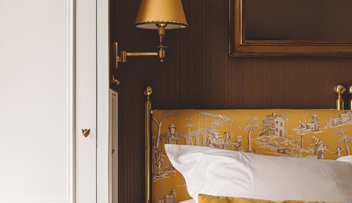 Comfort Room (La Parisienne)