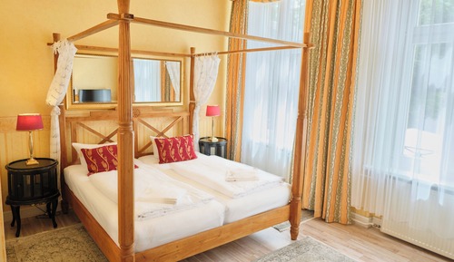 Classic Double Room