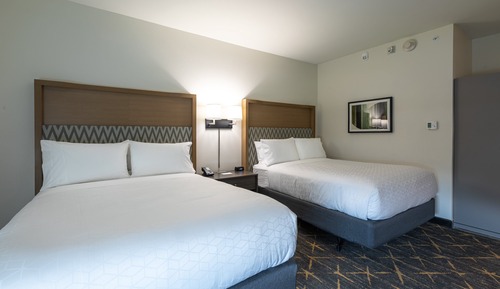 Standard Room, 2 Queen Beds, Accessible (Communications)