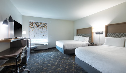 Standard Room, 2 Queen Beds, Transfer Shower (Communications)