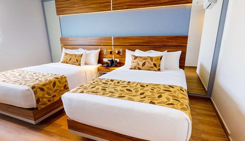 Standard Room, 2 Double Beds, Non Smoking