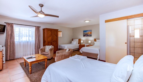 Economy Triple Room (Big Five Lower Level room)