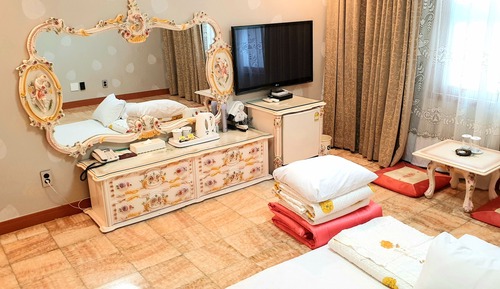 Traditional Room