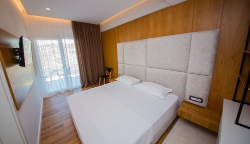 Double Room, Balcony