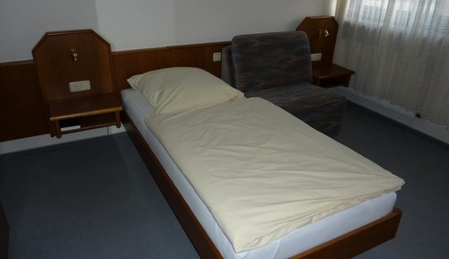 Standard Single Room