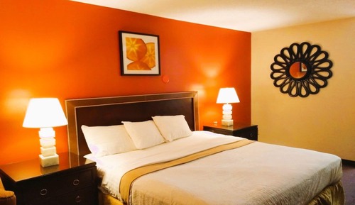 Room, 1 King Bed, Smoking