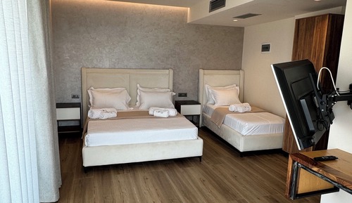 Deluxe Triple Room, Balcony, Sea View