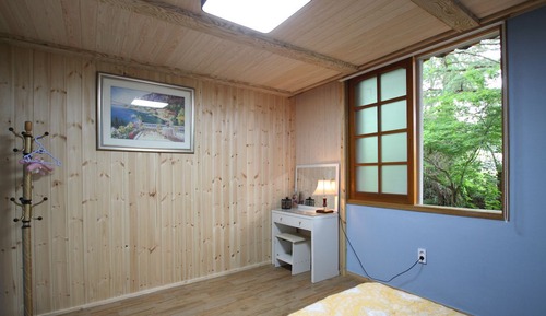 Room (15 PY, Huimang)
