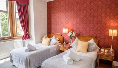 Standard Twin Room