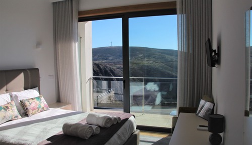 Double Room, Mountain View