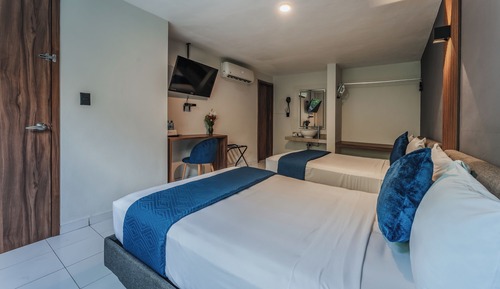Standard Room, 2 Double Beds
