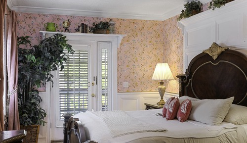 City Room, 1 King Bed, Balcony, City View