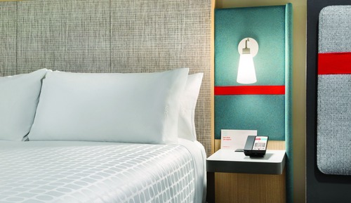 Standard Room, 1 King Bed, Accessible (Communication)