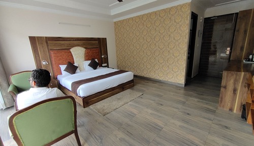 Luxury Deluxe Room