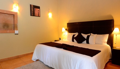 Luxury Room, 1 King Bed (Deluxe)