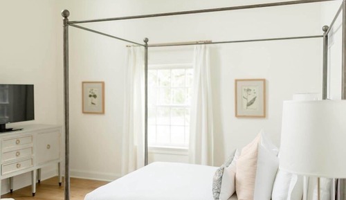 Carriage house 3