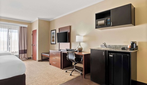Suite, Multiple Beds, Accessible, Non Smoking