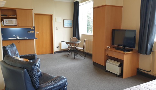 Executive Studio