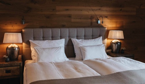 Deluxe Room, Balcony, Mountain View