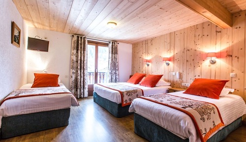 Classic Quadruple Room