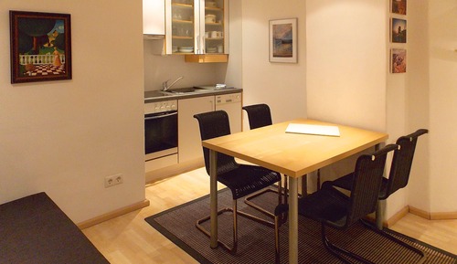 Basic Apartment (QUARTETT)