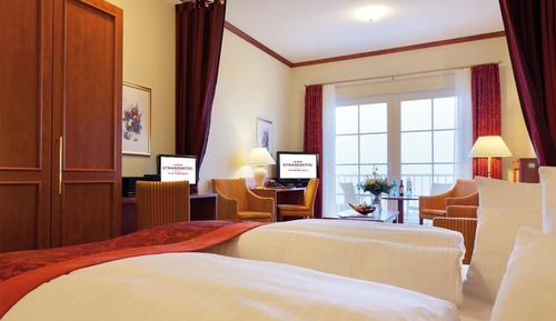 Triple Room, Partial Sea View